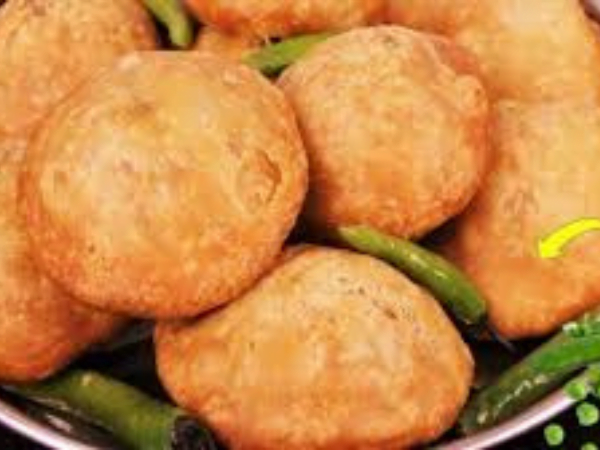 Peas Kachuri